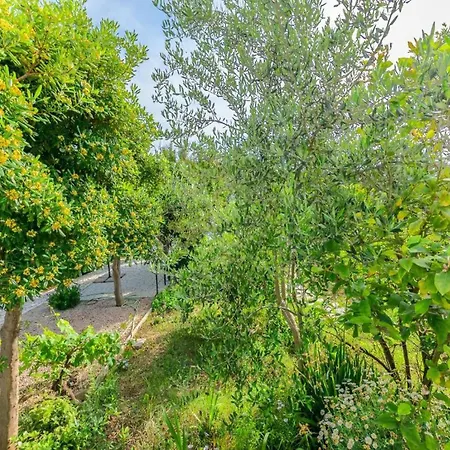 شقة On With Waterfront Views