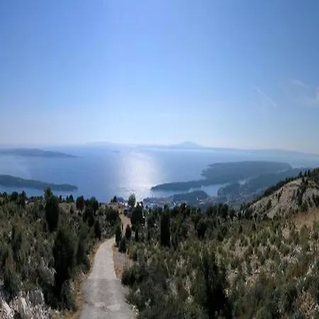On With Waterfront Views سوبيتارسكا دراغا